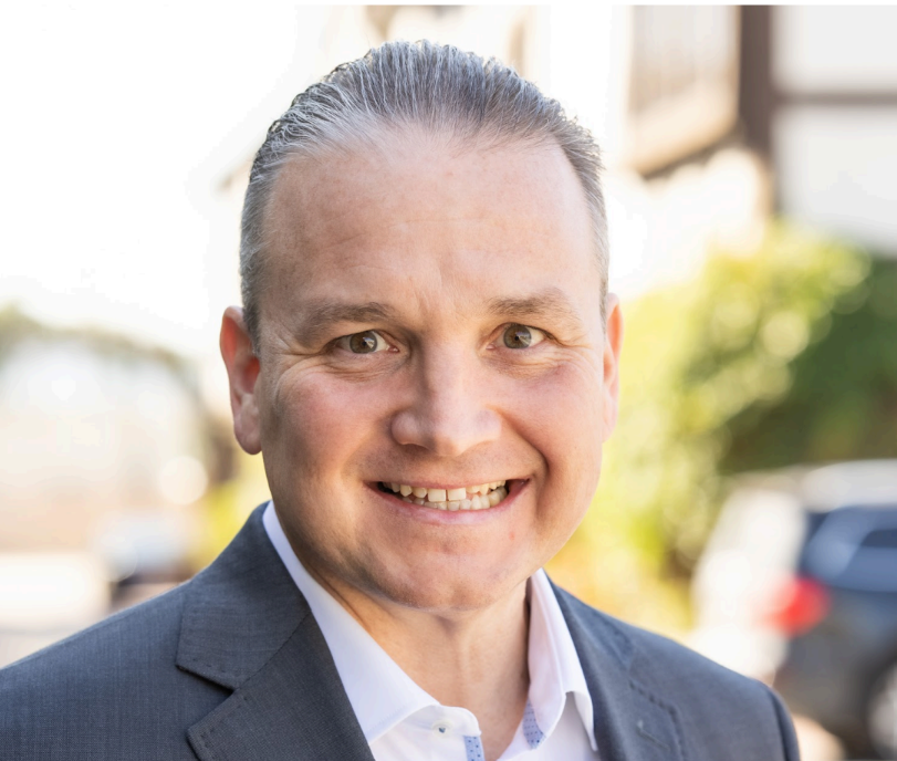 Chris Stuart